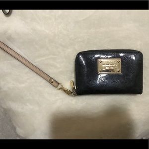 Michael Kors wristlet